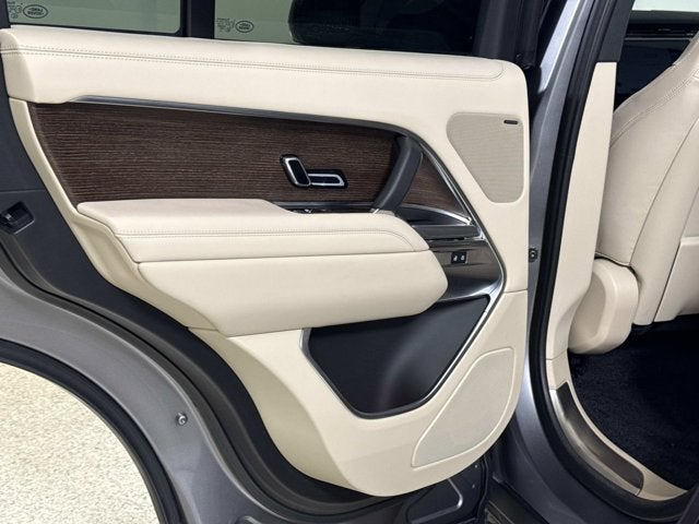 2024 Land Rover Range Rover SE