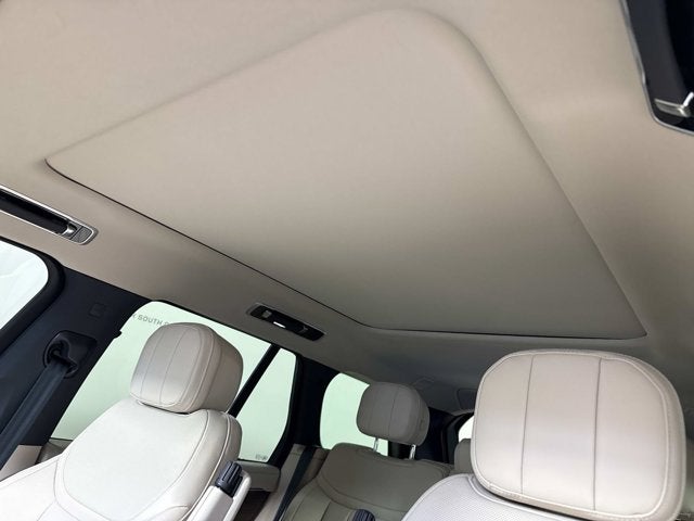 2024 Land Rover Range Rover SE