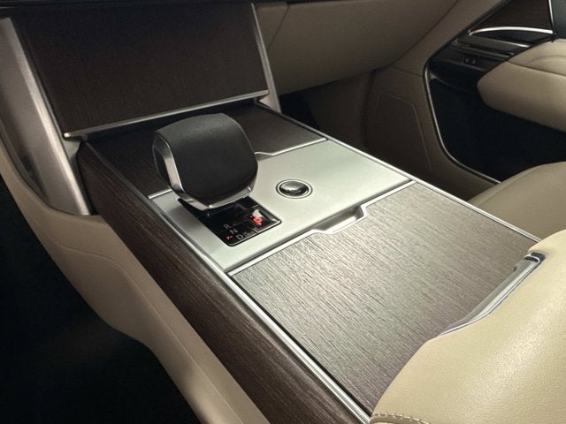 2024 Land Rover Range Rover SE