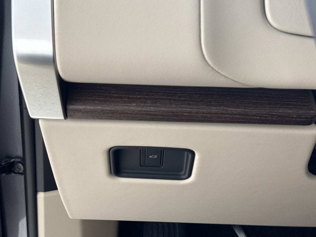 2024 Land Rover Range Rover SE