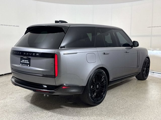 2024 Land Rover Range Rover SE