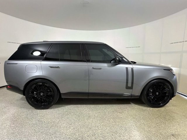 2024 Land Rover Range Rover SE