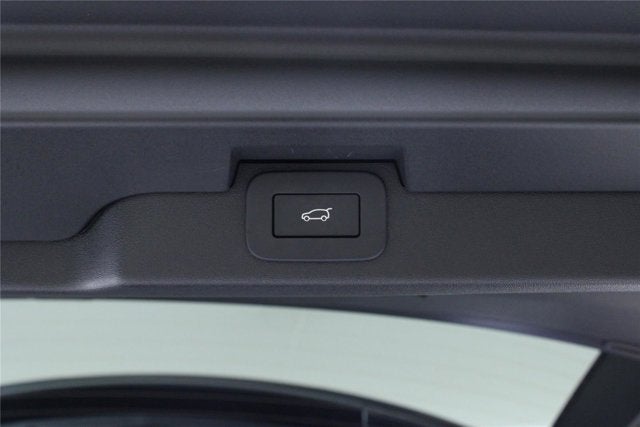 2025 Land Rover Discovery Dynamic SE