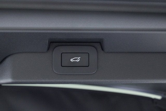 2025 Land Rover Discovery Dynamic SE