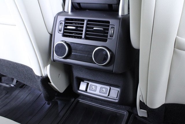 2025 Land Rover Discovery Dynamic SE