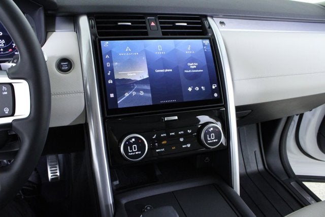2025 Land Rover Discovery Dynamic SE