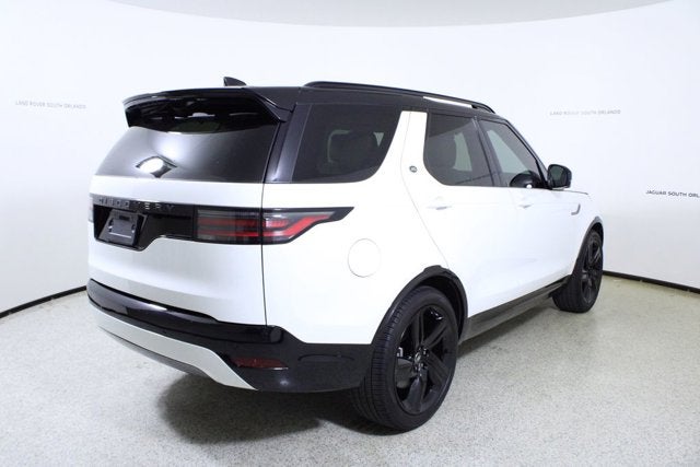 2025 Land Rover Discovery Dynamic SE