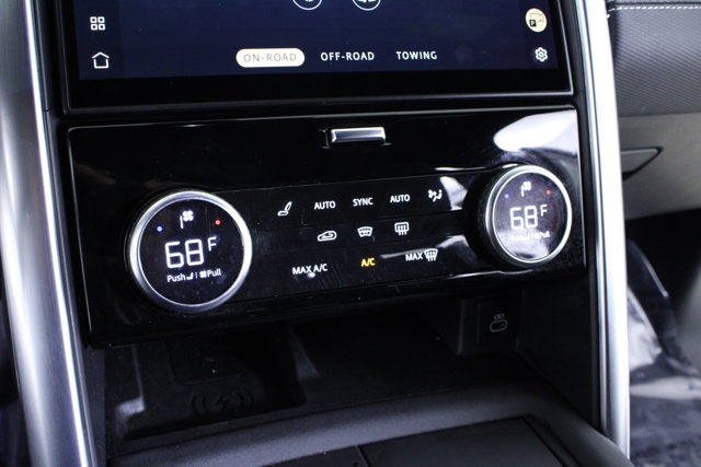 2023 Land Rover Discovery S R-Dynamic