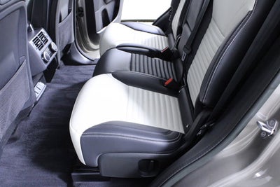 2023 Land Rover Discovery S R-Dynamic