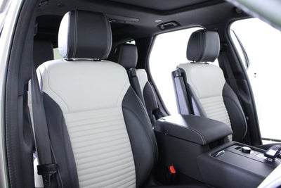 2023 Land Rover Discovery S R-Dynamic