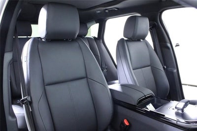 2026 Land Rover Range Rover Velar Dynamic SE