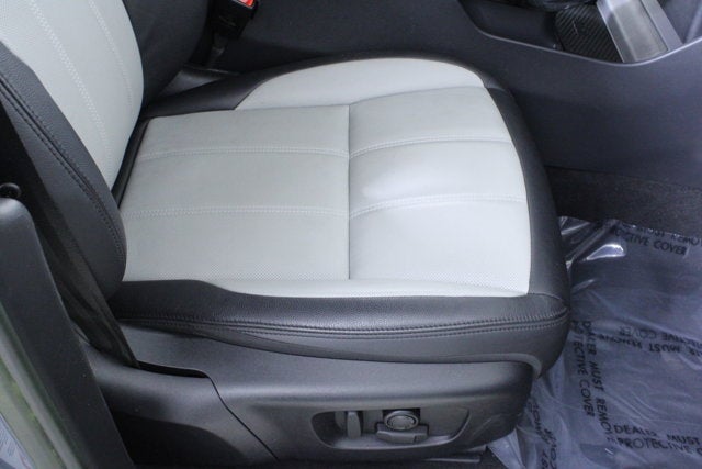 2023 Land Rover Range Rover Evoque R-Dynamic SE