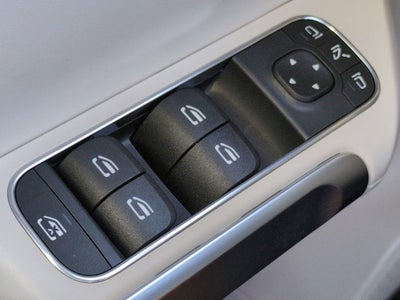 2025 Mercedes-Benz GLB GLB 250