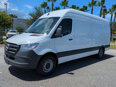 2025 Mercedes-Benz Sprinter Cargo Van Cargo 170 WB