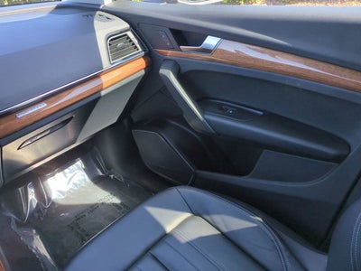 2023 Audi Q5 S line Premium