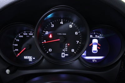 2018 Porsche Macan Base