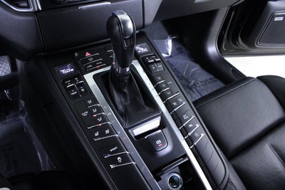 2018 Porsche Macan Base
