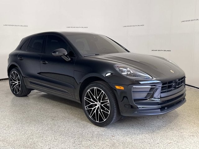 2024 Porsche Macan Base