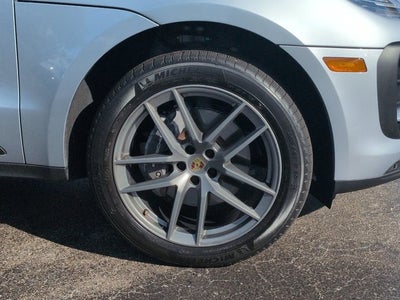 2024 Porsche Macan T