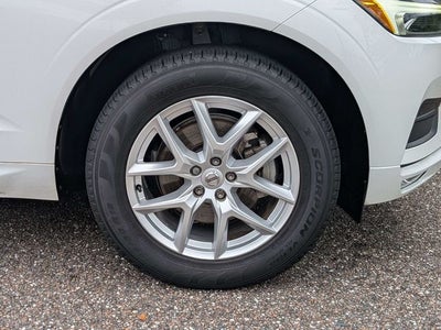 2021 Volvo XC60 T5 Momentum