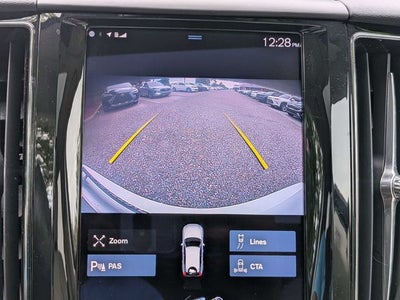 2021 Volvo XC60 T5 Momentum