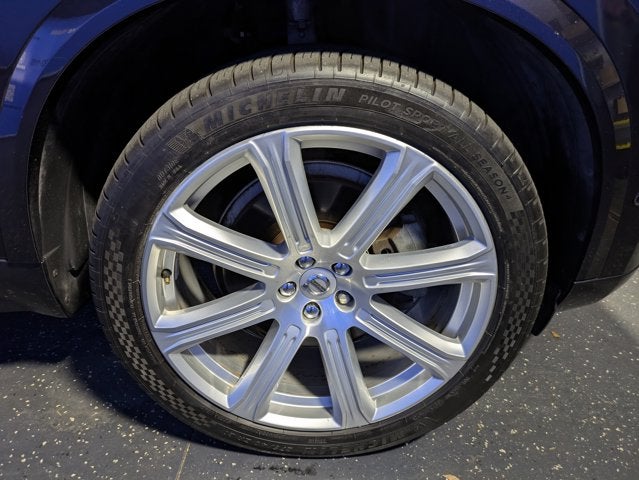 2019 Volvo XC90 Inscription