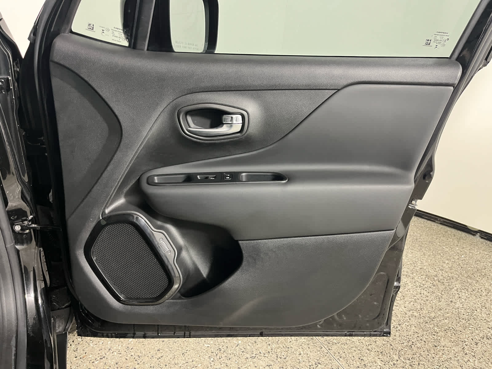 2023 Jeep Renegade Altitude 4x4