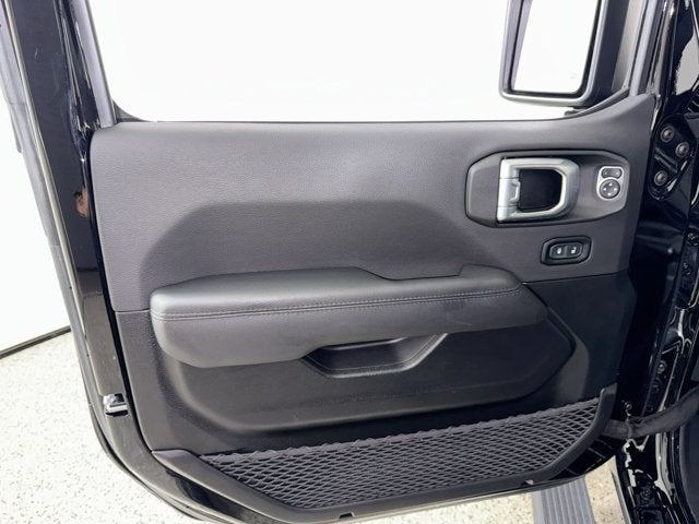 2023 Jeep Wrangler Sahara Altitude
