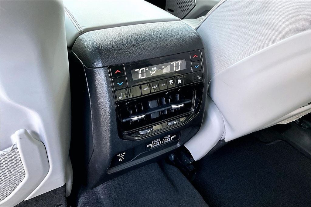 2022 Jeep Grand Cherokee L Summit