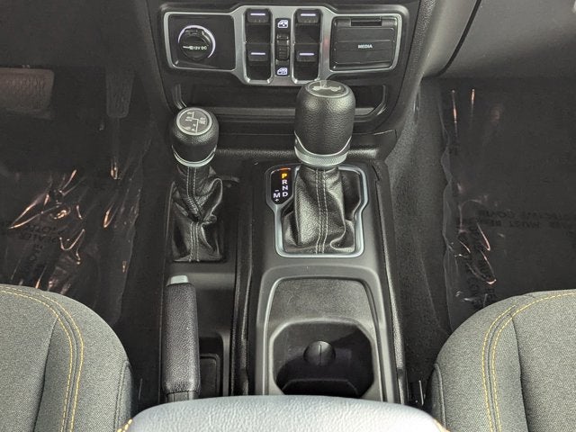 2025 Jeep Wrangler 4xe Sahara 4x4