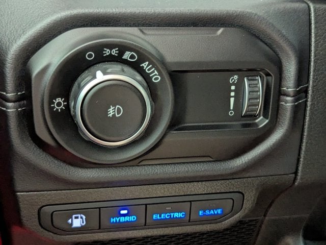2025 Jeep Wrangler 4xe Sahara 4x4