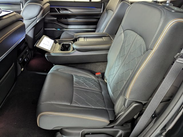 2023 Jeep Grand Wagoneer Series III Obsidian 4x4
