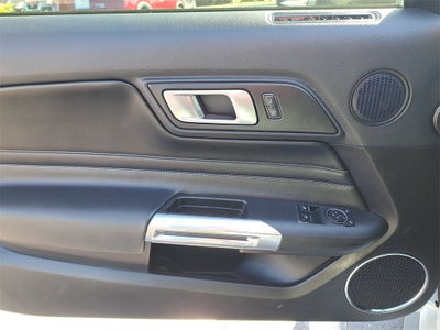 2022 Ford Mustang Mach 1