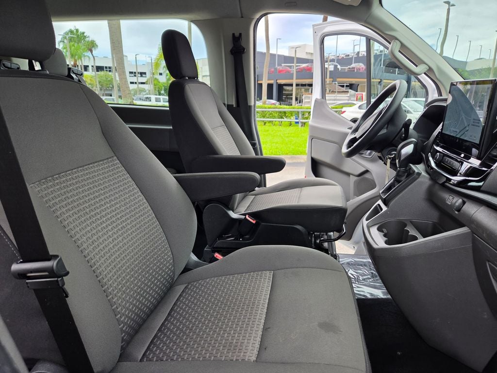 2024 Ford Transit Passenger Wagon XLT