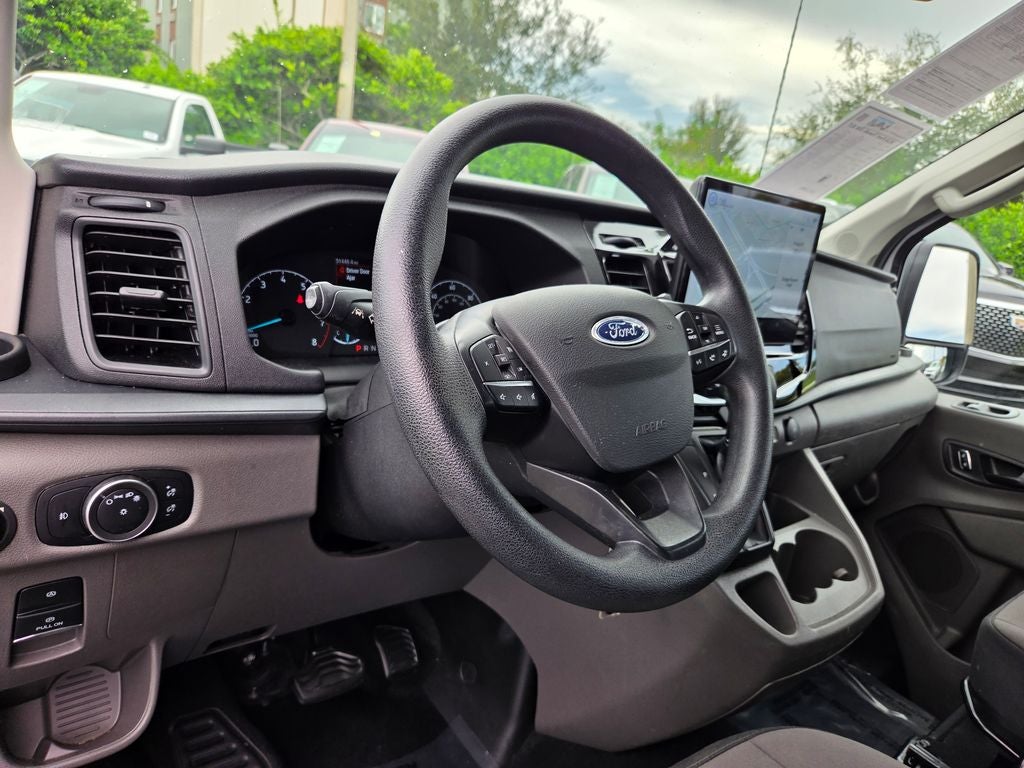 2024 Ford Transit Passenger Wagon XLT