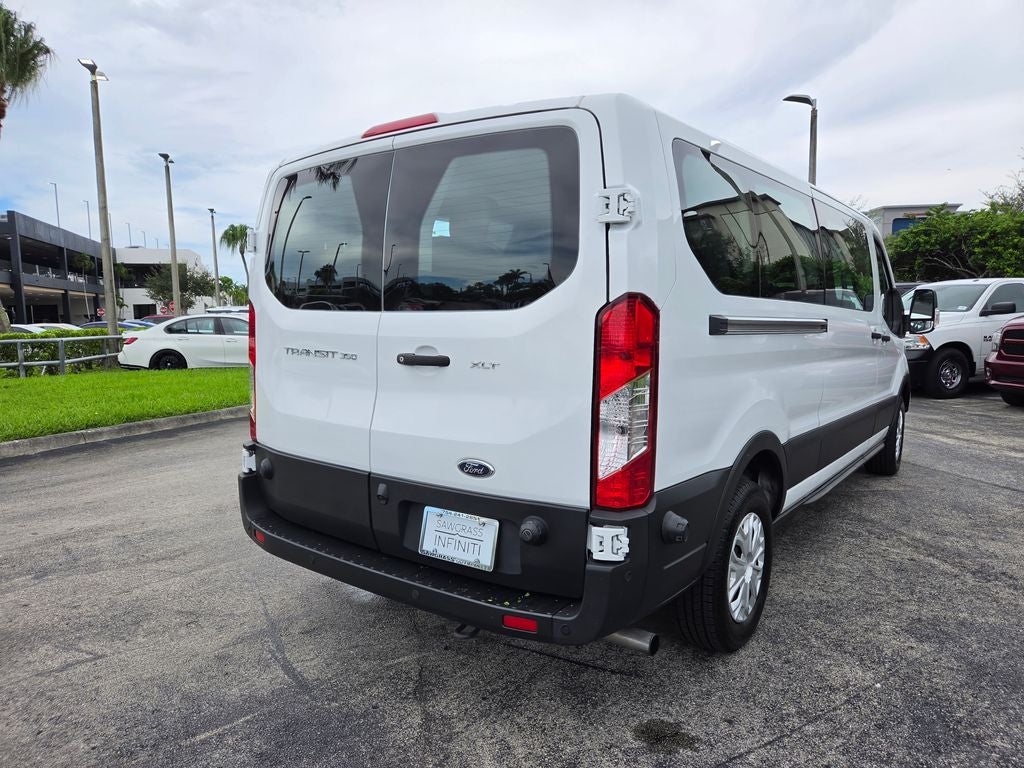 2024 Ford Transit Passenger Wagon XLT