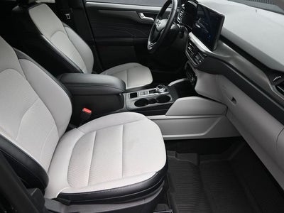 2025 Ford Escape Plug-In Hybrid Base