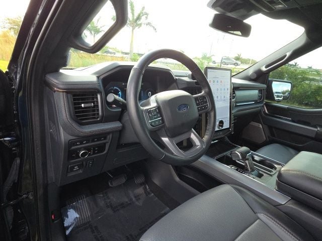 2024 Ford F-150 Lightning Lariat