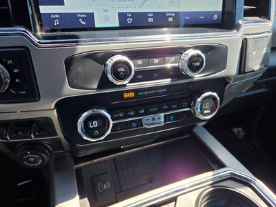 2022 Ford Super Duty F-350 SRW Pickup Lariat