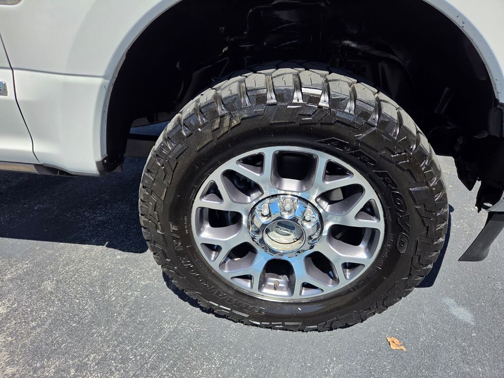 2022 Ford Super Duty F-350 SRW Pickup Lariat