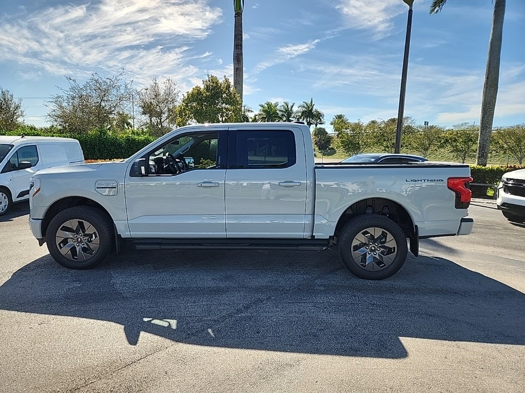 2023 Ford F-150 Lightning XLT