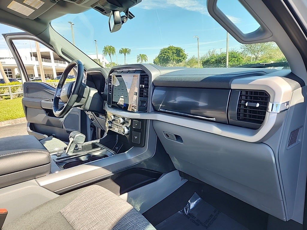 2023 Ford F-150 Lightning XLT