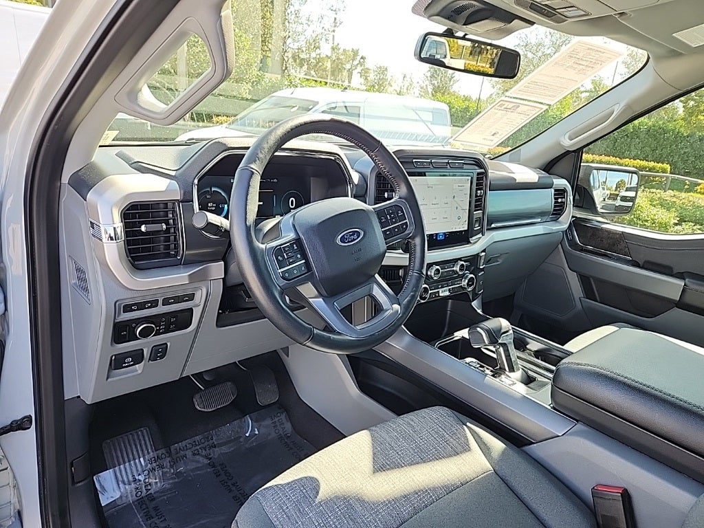 2023 Ford F-150 Lightning XLT