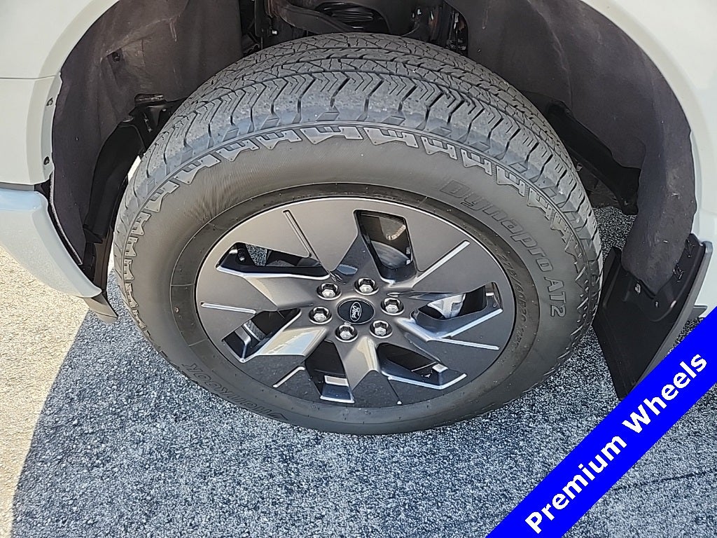 2023 Ford F-150 Lightning XLT