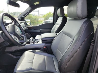 2023 Ford F-150 Lightning Lariat