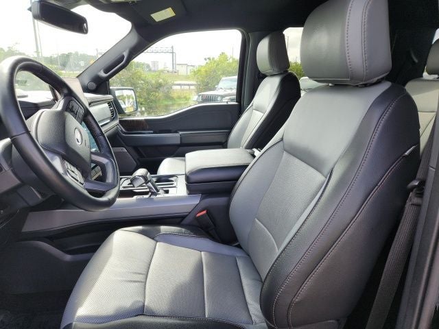 2023 Ford F-150 Lightning Lariat