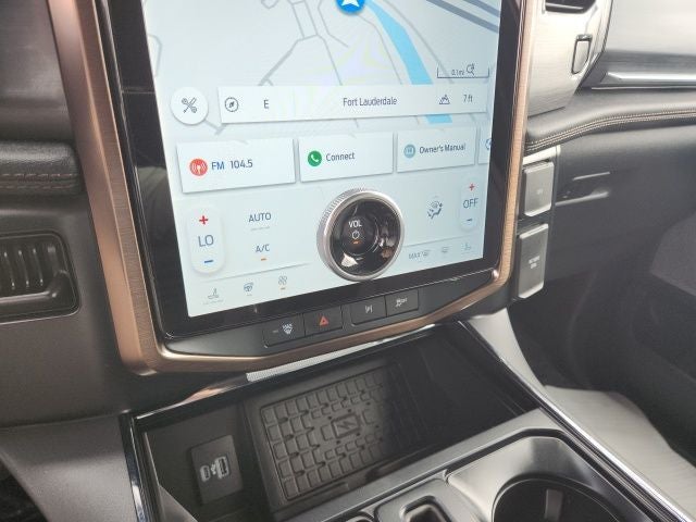 2023 Ford F-150 Lightning Lariat