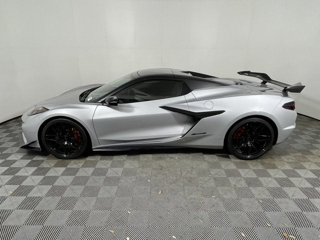 2026 Chevrolet Corvette 2dr Z06 Conv w/3LZ