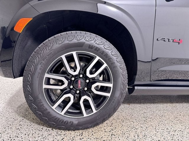 2024 GMC Yukon XL AT4
