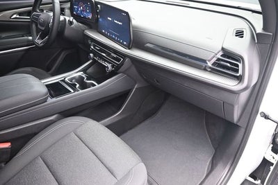 2024 Chevrolet Traverse LS